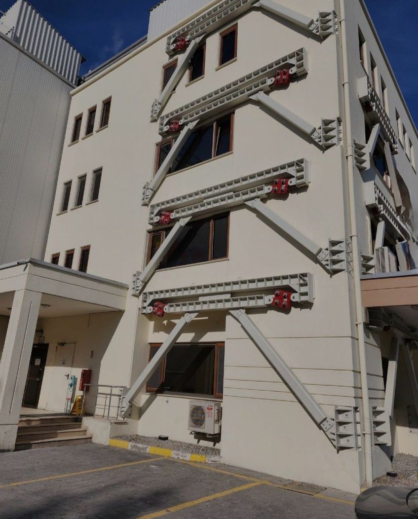disaster-resilient building techniques
